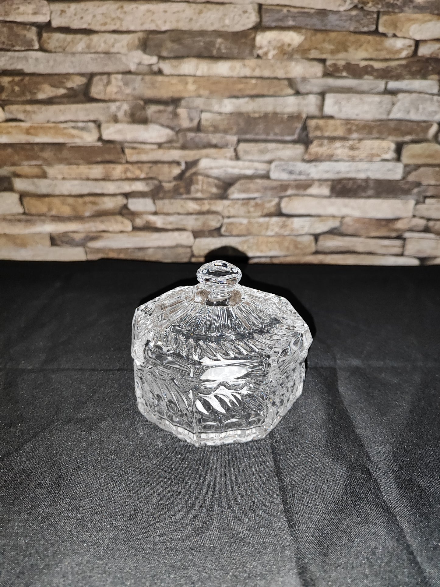 Aufbewahrungs-Glas mit Deckel/ Zuckerdose/Süßigkeiten/ Aufbewahrung ca. 9 cm