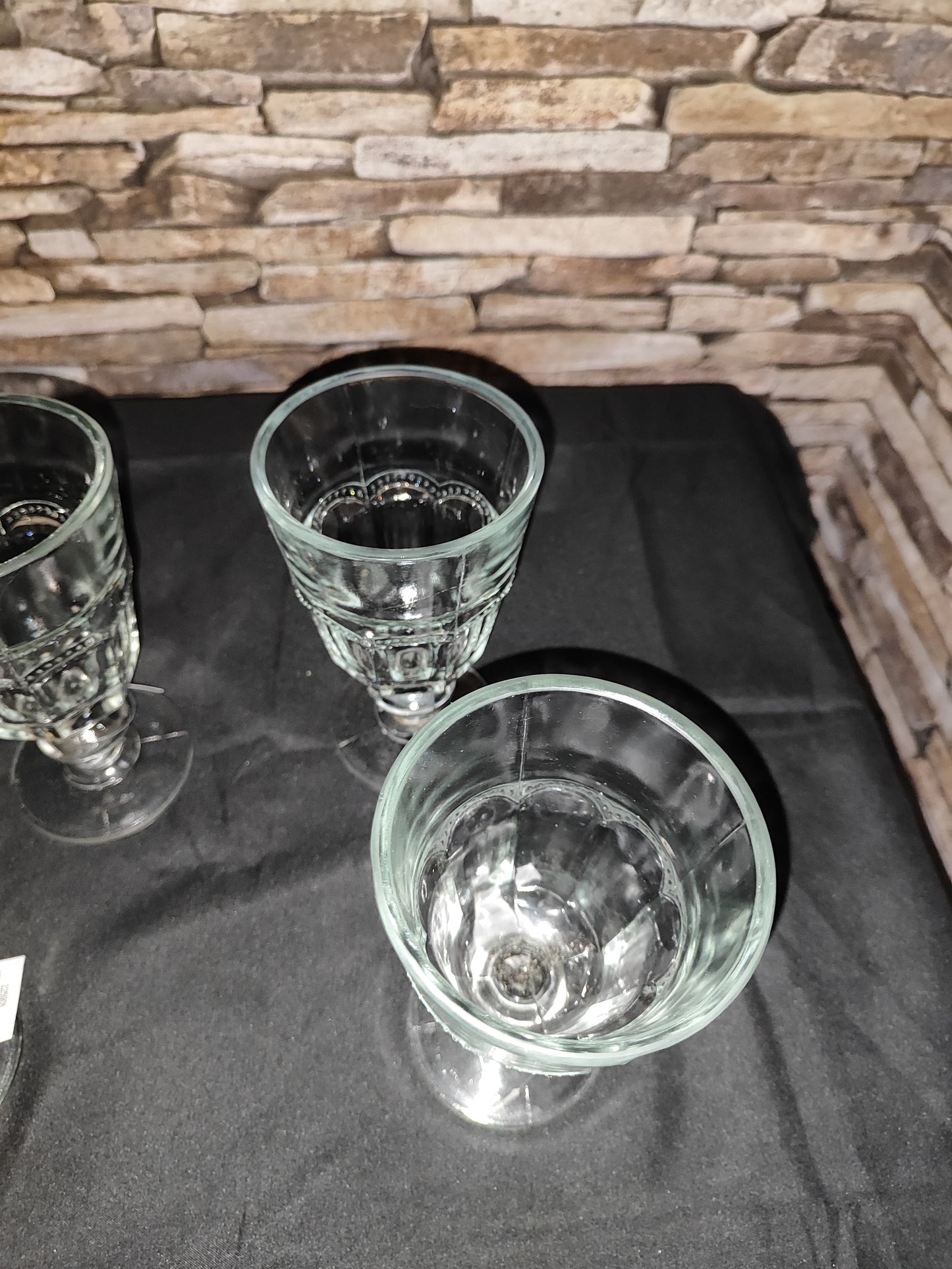 4er Gläser für Eis, Wein, Wasser/ oder anderweitig verwendbar/Dekoration/massiv ca. 15 cm
