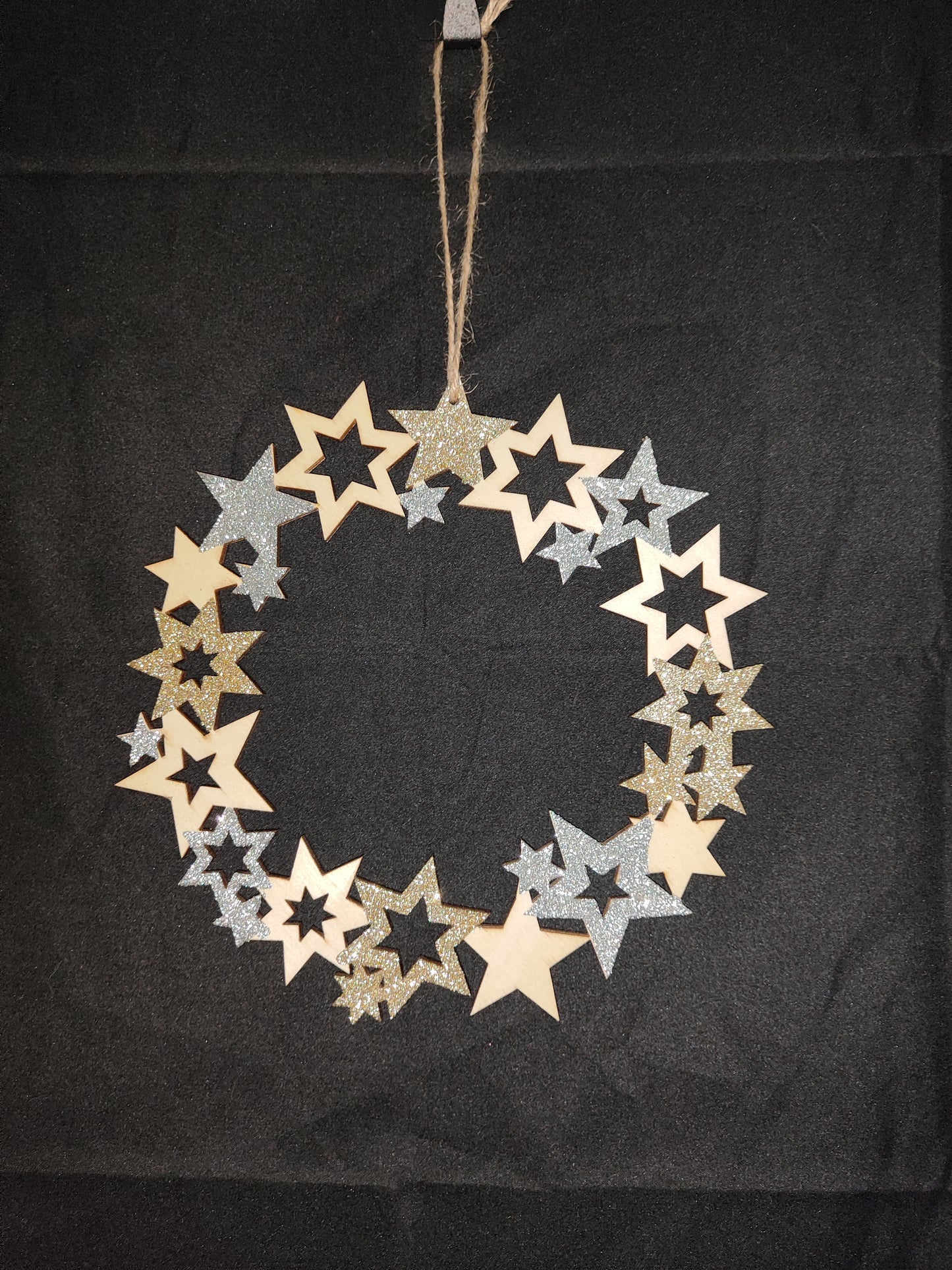 Sternenkranz/zum hinhängen/Glitzer/Holz 22 cm x 22 cm