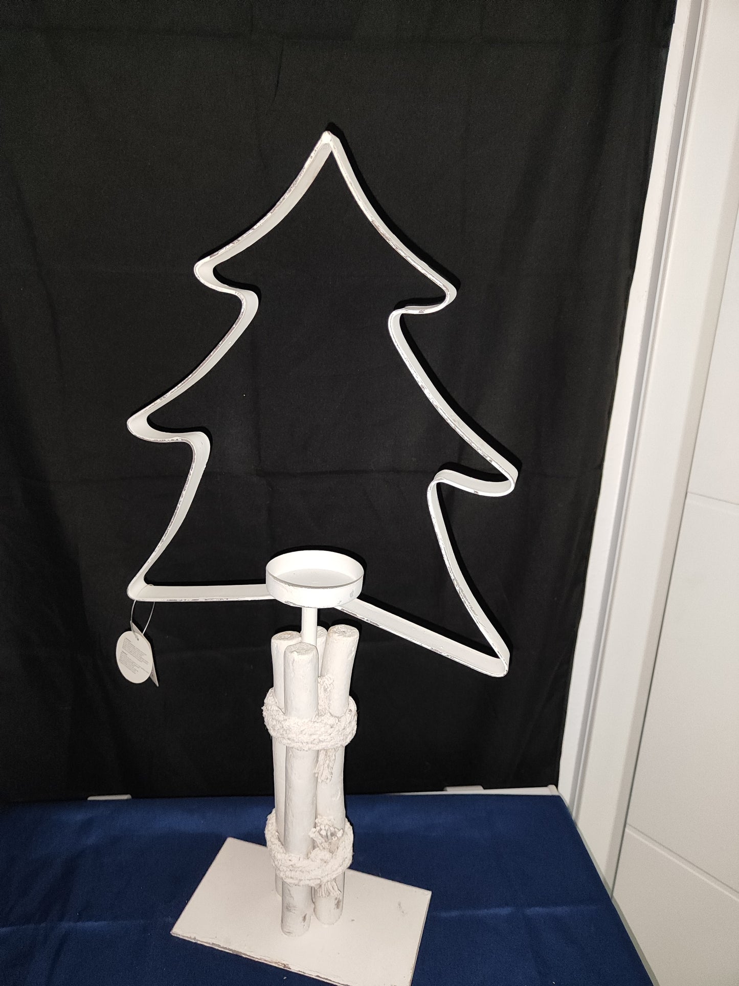 xxL Tannenkerzenständer/Metall/ weiß/ 57 cm/ Holzverkleidung am Sockel